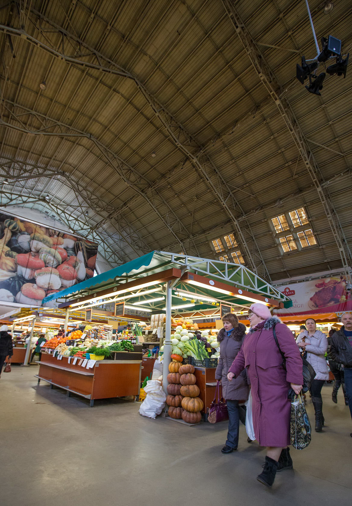 Riga Central Market Tour With Food Tasting